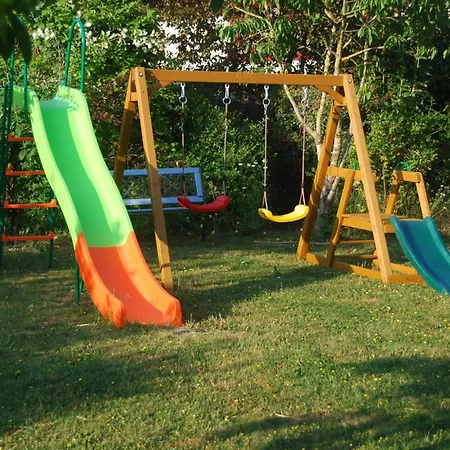 Cote Jardin דירה